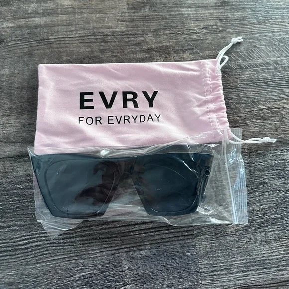 NEW Evry Jewels Sunglasses - Picture 5 of 6